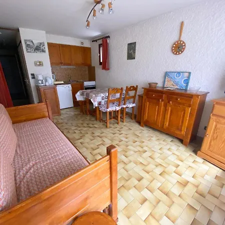 Spacieux Avec Balcon Et Garage, Proche Du Bossonnet Et Pistes De - Fr-1-459-88 *